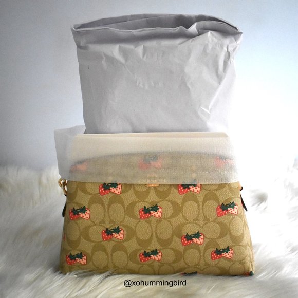 Coach | Mini Lillie Carryall In Signature Canvas With Strawberry Print - Picture 6 of 12